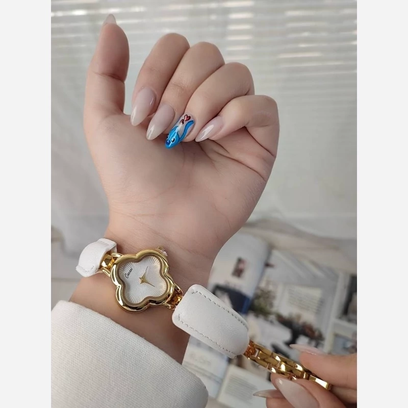 ساعت ونکلیف بند چرمی مارکcacaxi